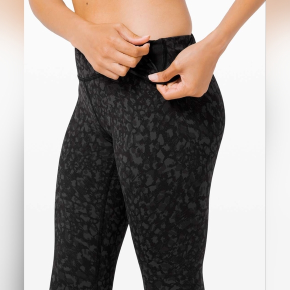 Lululemon Wunder Under High-Rise Tight 28" *Full-On Luxtreme Wild Thing Camo Sz4 - Picture 3 of 9